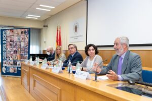 Éxito y respaldo académico e institucional a la Universidad de Otoño.