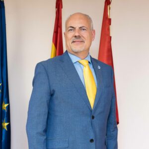 Artículo de Luis Íñigo, secretario general del Colegio