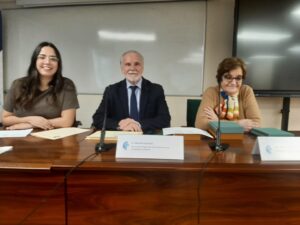 Entregados los premios del III Certamen de Pintura promovido por los Colegiados de Honor
