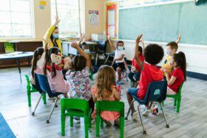 Publicado el informe TALIS 2024: diagnóstico clave sobre la profesión docente en España.