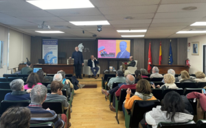 La segunda república bajo la lupa: Luis E. Íñigo, secretario general del CDL, presenta su nuevo libro en el Colegio Oficial de Docentes.